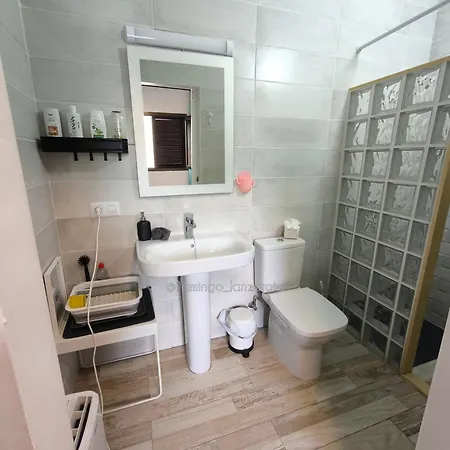 Habitación Cactus, Entrada Privada Y Baño Privado En By Flamingo House, No Fumadores Apartamento Arrecife (Lanzarote)